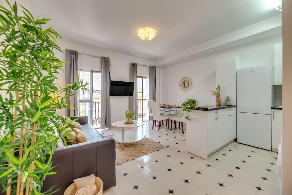 בנאלמדנה Lxr La Perla Renovated 2Hab. Apt מראה חיצוני תמונה