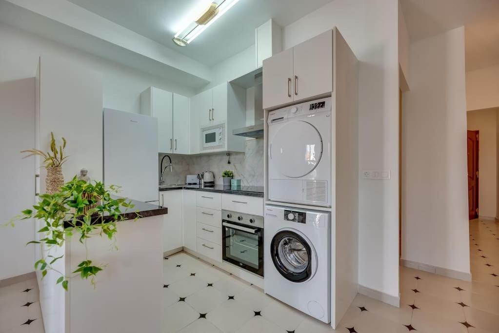 בנאלמדנה Lxr La Perla Renovated 2Hab. Apt מראה חיצוני תמונה